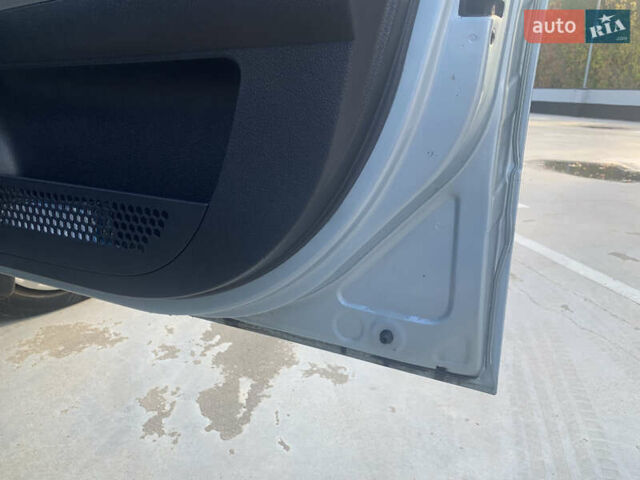 Хендай Гетц 2005 в Киеве на Automoto.ua Синий Хендай Гетц, объемом двигателя 1.4 л и пробегом 199 тыс. км за 4200 $, фото 10 на Automoto.ua