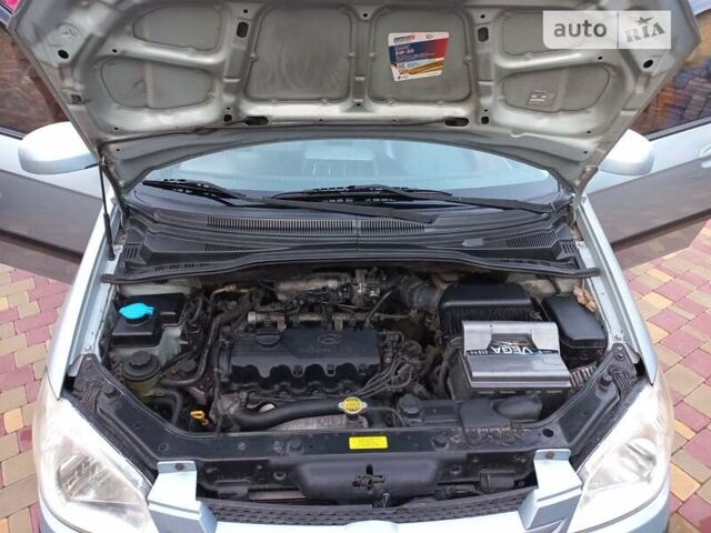 Синий Хендай Гетц, объемом двигателя 1.4 л и пробегом 186 тыс. км за 5500 $, фото 11 на Automoto.ua