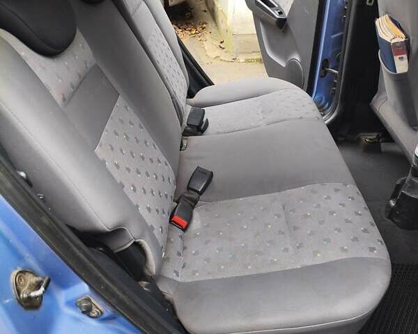 Синий Хендай Гетц, объемом двигателя 1.3 л и пробегом 317 тыс. км за 3800 $, фото 10 на Automoto.ua