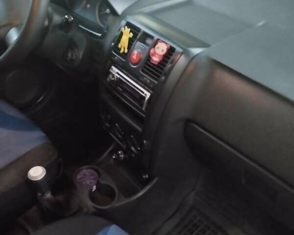 Синий Хендай Гетц, объемом двигателя 1.4 л и пробегом 170 тыс. км за 4700 $, фото 5 на Automoto.ua