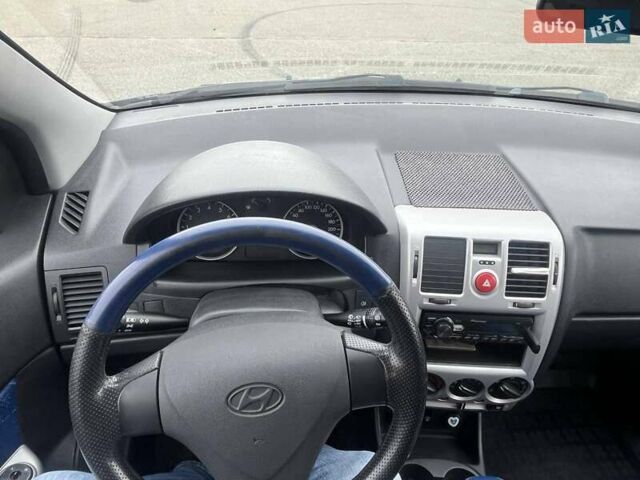 Синий Хендай Гетц, объемом двигателя 1.6 л и пробегом 175 тыс. км за 6000 $, фото 10 на Automoto.ua