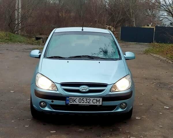 Синій Хендай Гетц, об'ємом двигуна 1.4 л та пробігом 311 тис. км за 3600 $, фото 1 на Automoto.ua