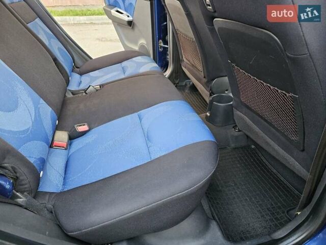 Синій Хендай Гетц, об'ємом двигуна 1.4 л та пробігом 142 тис. км за 4750 $, фото 30 на Automoto.ua