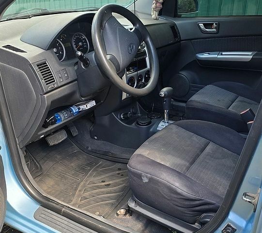 Синий Хендай Гетц, объемом двигателя 1.4 л и пробегом 159 тыс. км за 4999 $, фото 6 на Automoto.ua