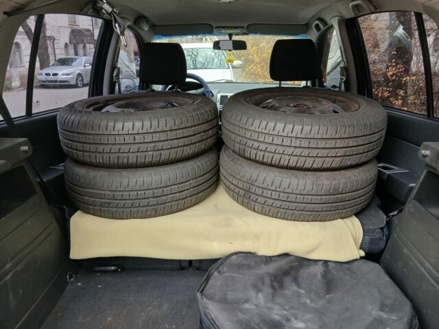 Синий Хендай Гетц, объемом двигателя 1.4 л и пробегом 236 тыс. км за 4600 $, фото 10 на Automoto.ua