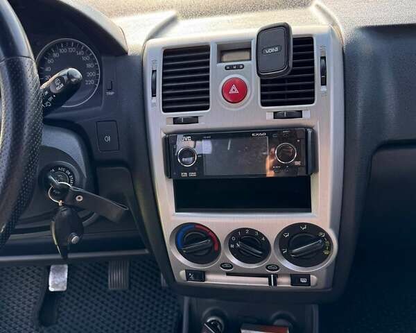 Синій Хендай Гетц, об'ємом двигуна 1.4 л та пробігом 203 тис. км за 4300 $, фото 21 на Automoto.ua