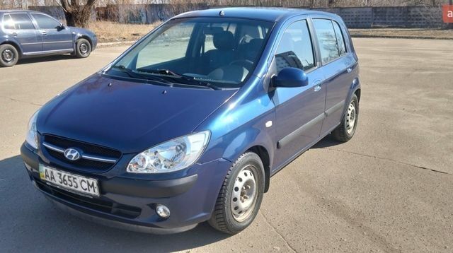 Синий Хендай Гетц, объемом двигателя 1.6 л и пробегом 354 тыс. км за 4500 $, фото 1 на Automoto.ua