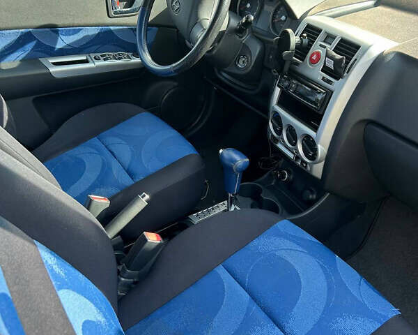 Синий Хендай Гетц, объемом двигателя 1.4 л и пробегом 100 тыс. км за 5800 $, фото 3 на Automoto.ua