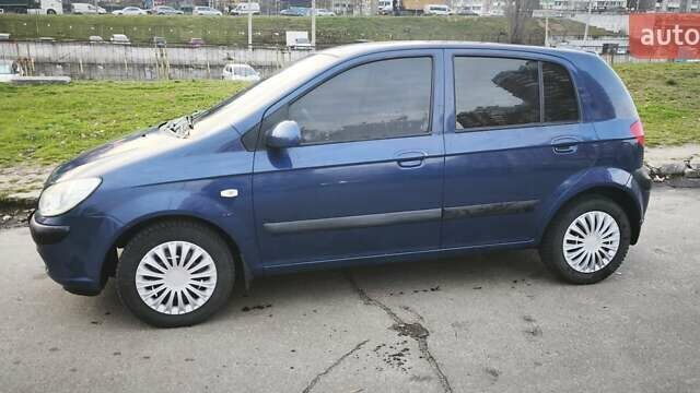 Синий Хендай Гетц, объемом двигателя 1.6 л и пробегом 210 тыс. км за 4299 $, фото 4 на Automoto.ua