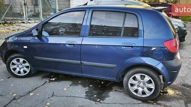Синий Хендай Гетц, объемом двигателя 1.4 л и пробегом 211 тыс. км за 3750 $, фото 3 на Automoto.ua