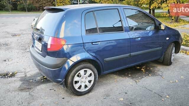 Синий Хендай Гетц, объемом двигателя 1.4 л и пробегом 211 тыс. км за 3750 $, фото 2 на Automoto.ua