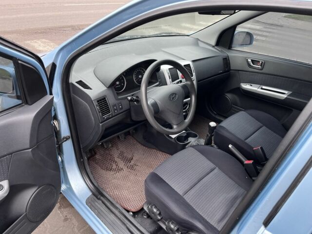 Синий Хендай Гетц, объемом двигателя 1.4 л и пробегом 161 тыс. км за 3600 $, фото 4 на Automoto.ua