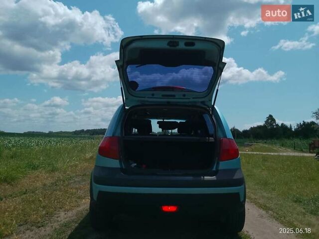 Синий Хендай Гетц, объемом двигателя 1.4 л и пробегом 155 тыс. км за 4600 $, фото 4 на Automoto.ua