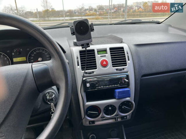 Синий Хендай Гетц, объемом двигателя 1.4 л и пробегом 141 тыс. км за 5500 $, фото 8 на Automoto.ua