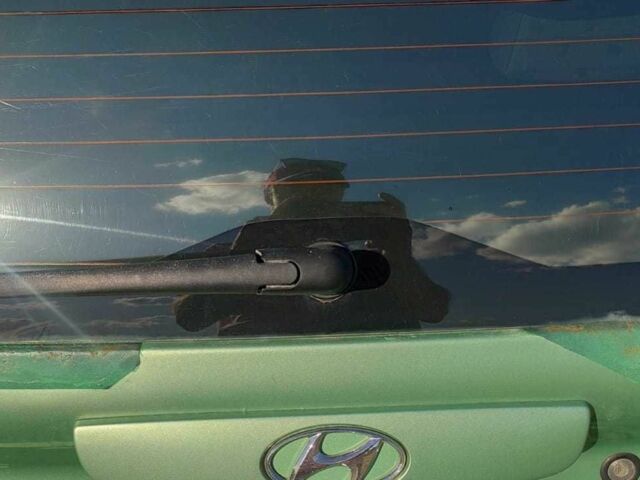 Зеленый Хендай Гетц, объемом двигателя 1.3 л и пробегом 199 тыс. км за 2800 $, фото 7 на Automoto.ua