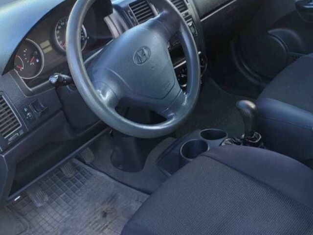 Зеленый Хендай Гетц, объемом двигателя 1.3 л и пробегом 199 тыс. км за 2800 $, фото 5 на Automoto.ua