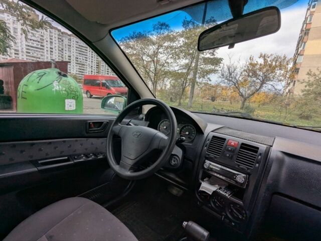 Зеленый Хендай Гетц, объемом двигателя 1.3 л и пробегом 150 тыс. км за 3700 $, фото 7 на Automoto.ua