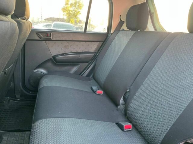 Зеленый Хендай Гетц, объемом двигателя 1.3 л и пробегом 170 тыс. км за 4600 $, фото 20 на Automoto.ua