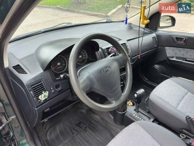 Зеленый Хендай Гетц, объемом двигателя 1.34 л и пробегом 150 тыс. км за 4650 $, фото 4 на Automoto.ua