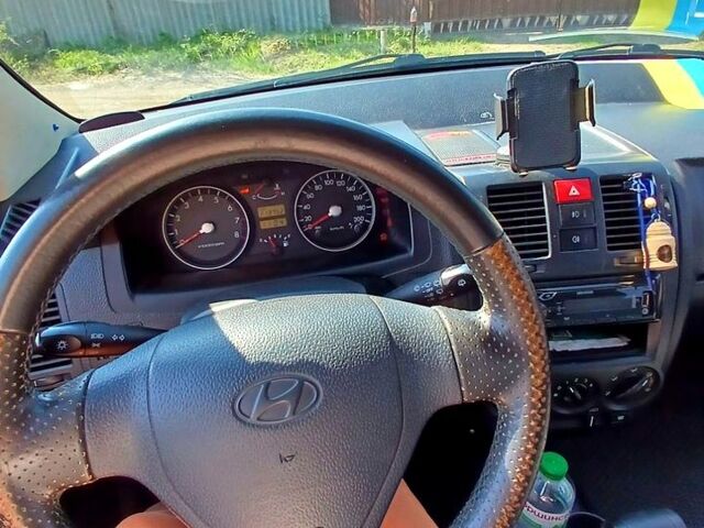Зеленый Хендай Гетц, объемом двигателя 1.3 л и пробегом 220 тыс. км за 3600 $, фото 5 на Automoto.ua