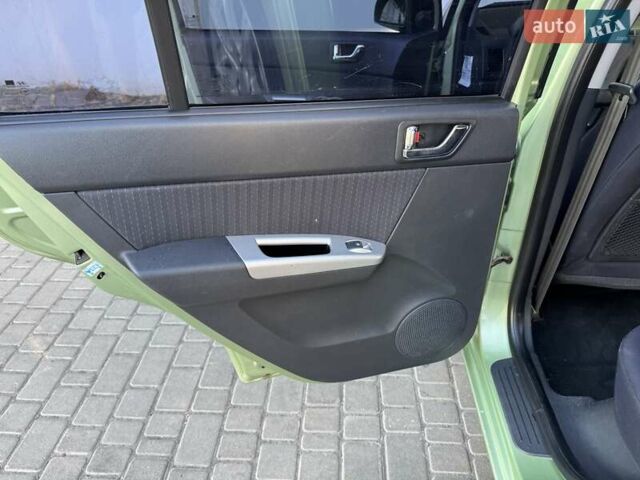 Зеленый Хендай Гетц, объемом двигателя 1.4 л и пробегом 173 тыс. км за 5600 $, фото 23 на Automoto.ua