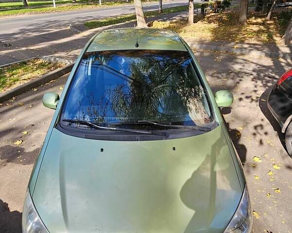 Зеленый Хендай Гетц, объемом двигателя 1.4 л и пробегом 173 тыс. км за 4000 $, фото 1 на Automoto.ua