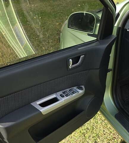 Зеленый Хендай Гетц, объемом двигателя 1.4 л и пробегом 162 тыс. км за 6000 $, фото 8 на Automoto.ua