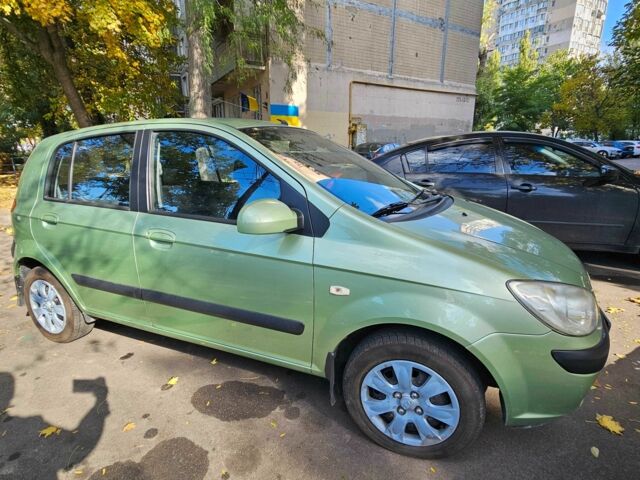 Зеленый Хендай Гетц, объемом двигателя 1.4 л и пробегом 173 тыс. км за 4000 $, фото 1 на Automoto.ua
