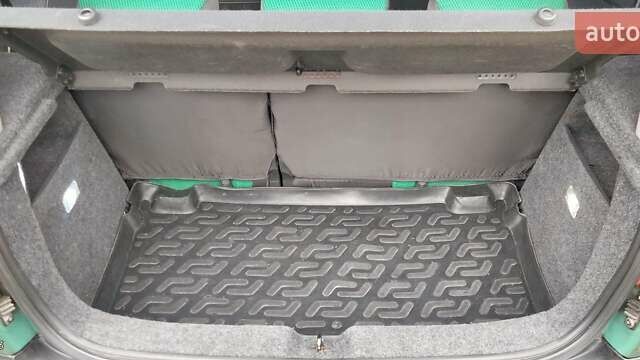 Зеленый Хендай Гетц, объемом двигателя 1.4 л и пробегом 139 тыс. км за 4800 $, фото 9 на Automoto.ua