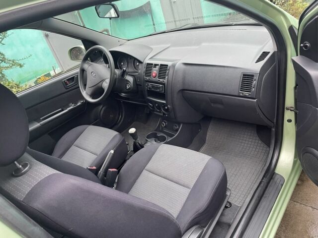 Зеленый Хендай Гетц, объемом двигателя 1.1 л и пробегом 116 тыс. км за 3599 $, фото 2 на Automoto.ua