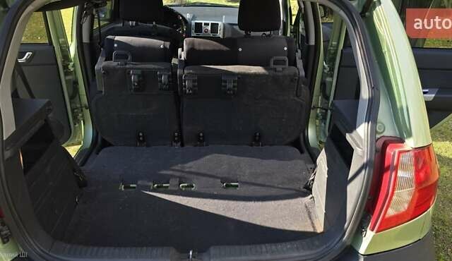 Зеленый Хендай Гетц, объемом двигателя 1.4 л и пробегом 162 тыс. км за 6000 $, фото 1 на Automoto.ua