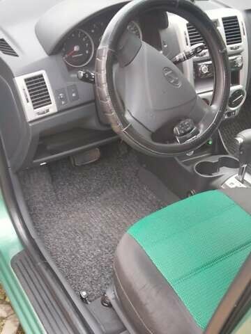 Зеленый Хендай Гетц, объемом двигателя 1.4 л и пробегом 139 тыс. км за 4800 $, фото 5 на Automoto.ua