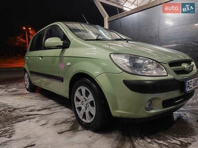 Зеленый Хендай Гетц, объемом двигателя 1.4 л и пробегом 219 тыс. км за 4000 $, фото 8 на Automoto.ua