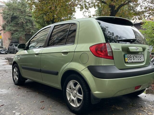 Зеленый Хендай Гетц, объемом двигателя 1.4 л и пробегом 218 тыс. км за 3500 $, фото 1 на Automoto.ua