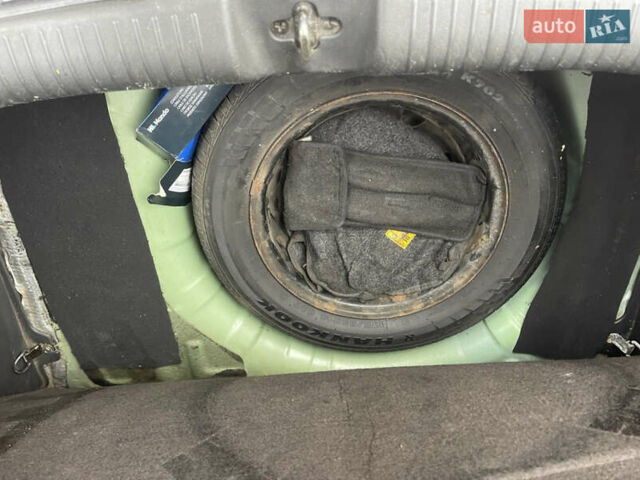 Зеленый Хендай Гетц, объемом двигателя 1.4 л и пробегом 165 тыс. км за 3400 $, фото 14 на Automoto.ua