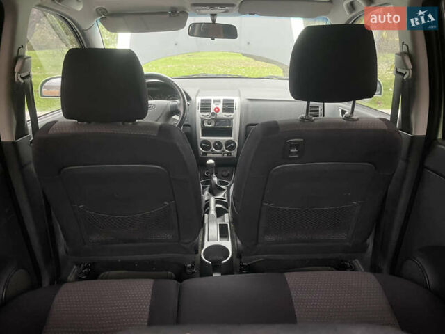 Зеленый Хендай Гетц, объемом двигателя 1.4 л и пробегом 165 тыс. км за 3400 $, фото 11 на Automoto.ua