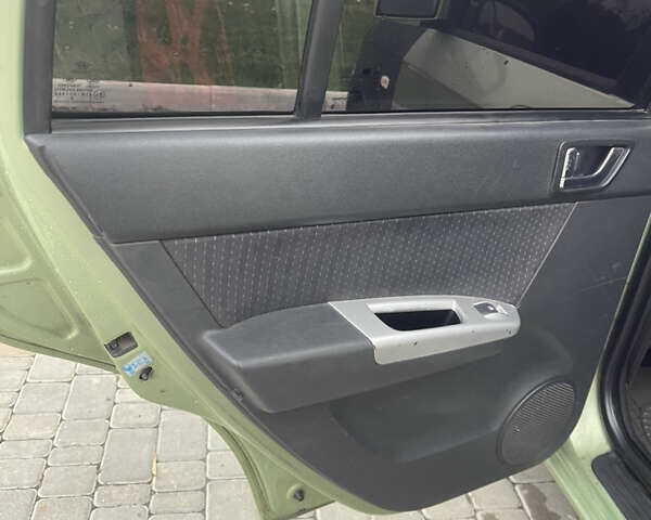 Зеленый Хендай Гетц, объемом двигателя 1.4 л и пробегом 165 тыс. км за 3400 $, фото 23 на Automoto.ua