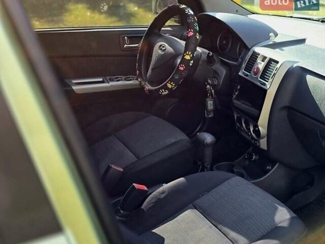 Зеленый Хендай Гетц, объемом двигателя 1.4 л и пробегом 162 тыс. км за 6000 $, фото 6 на Automoto.ua