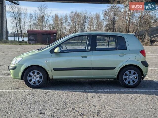 Зеленый Хендай Гетц, объемом двигателя 1.6 л и пробегом 167 тыс. км за 4700 $, фото 2 на Automoto.ua