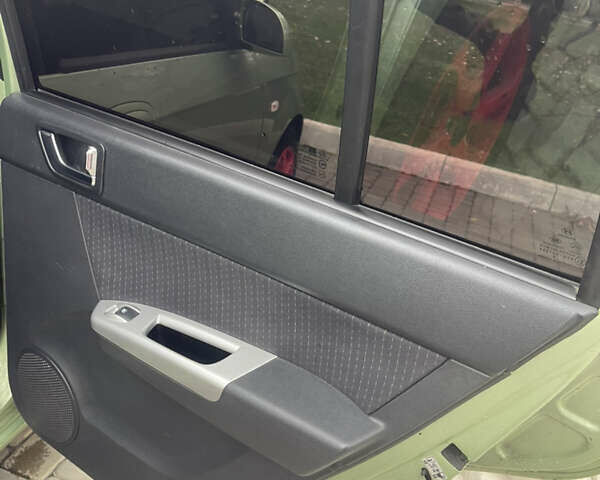 Зеленый Хендай Гетц, объемом двигателя 1.4 л и пробегом 165 тыс. км за 3400 $, фото 20 на Automoto.ua