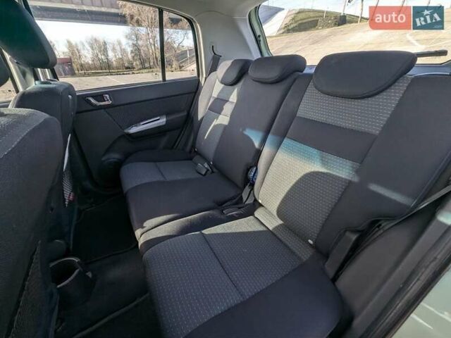 Зеленый Хендай Гетц, объемом двигателя 1.6 л и пробегом 167 тыс. км за 4700 $, фото 13 на Automoto.ua