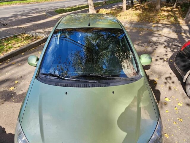 Зеленый Хендай Гетц, объемом двигателя 1.4 л и пробегом 173 тыс. км за 4000 $, фото 2 на Automoto.ua