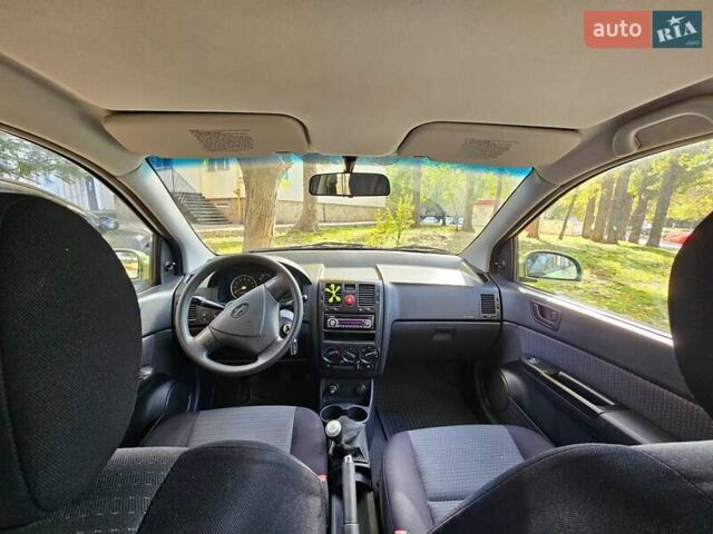 Зеленый Хендай Гетц, объемом двигателя 1.4 л и пробегом 173 тыс. км за 4000 $, фото 2 на Automoto.ua