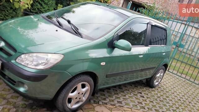 Зеленый Хендай Гетц, объемом двигателя 1.4 л и пробегом 139 тыс. км за 4800 $, фото 2 на Automoto.ua