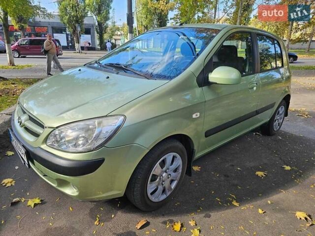 Зеленый Хендай Гетц, объемом двигателя 1.4 л и пробегом 173 тыс. км за 4000 $, фото 8 на Automoto.ua