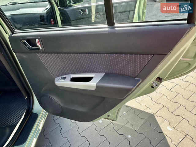 Зеленый Хендай Гетц, объемом двигателя 1.4 л и пробегом 194 тыс. км за 5900 $, фото 30 на Automoto.ua