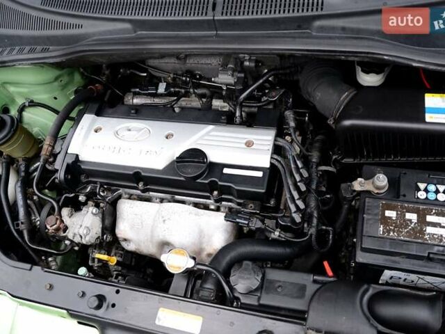 Зеленый Хендай Гетц, объемом двигателя 1.4 л и пробегом 230 тыс. км за 5700 $, фото 8 на Automoto.ua