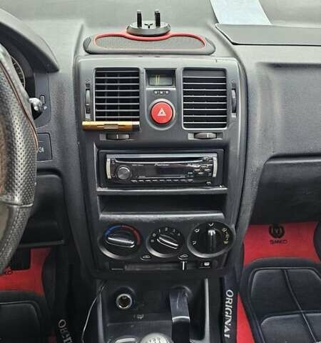 Зелений Хендай Гетц, об'ємом двигуна 1.49 л та пробігом 173 тис. км за 5700 $, фото 8 на Automoto.ua