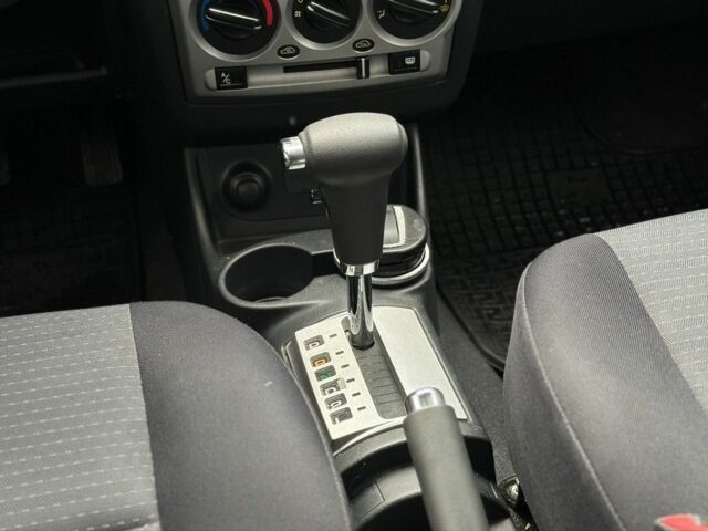 Зеленый Хендай Гетц, объемом двигателя 1.4 л и пробегом 132 тыс. км за 4600 $, фото 21 на Automoto.ua