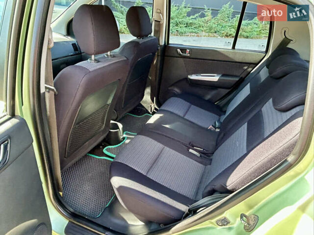 Зеленый Хендай Гетц, объемом двигателя 1.4 л и пробегом 194 тыс. км за 5900 $, фото 21 на Automoto.ua